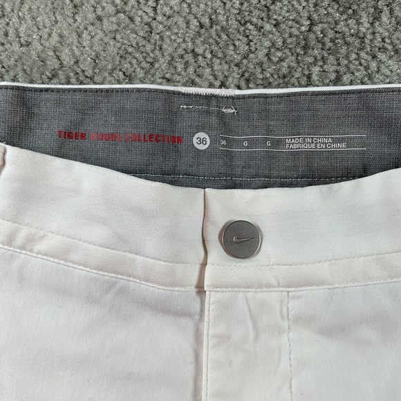 NEW Nike Tiger Woods Collection Mens Golf Shorts White Standard Fit Size 36 - Picture 3 of 11
